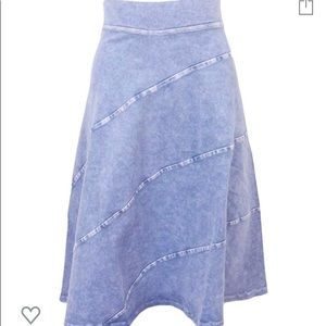 Hardtail circle skirt